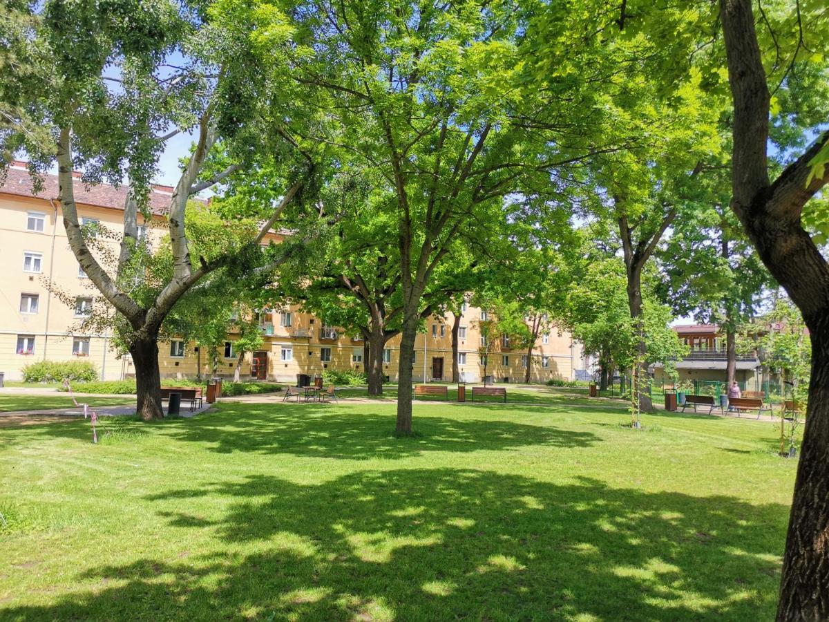 Alfa Hotel Γκιόρ Εξωτερικό φωτογραφία