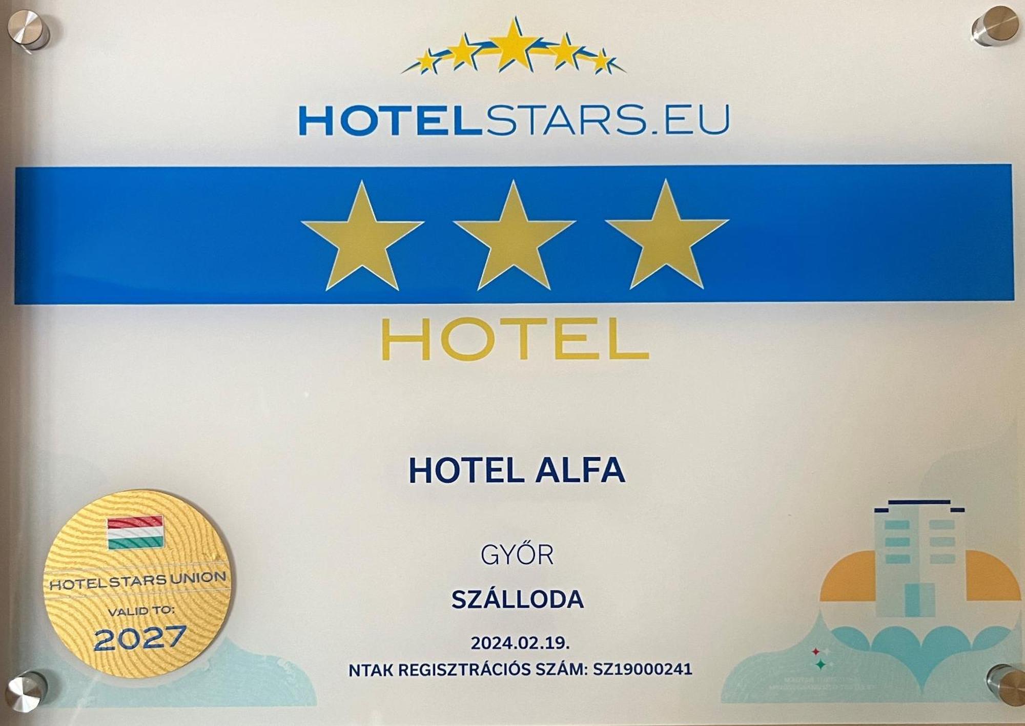 Alfa Hotel Γκιόρ Εξωτερικό φωτογραφία