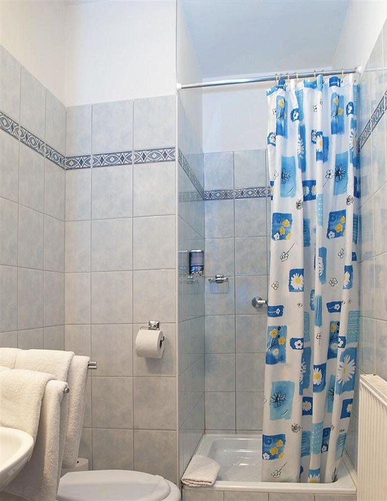 Alfa Hotel Γκιόρ Εξωτερικό φωτογραφία